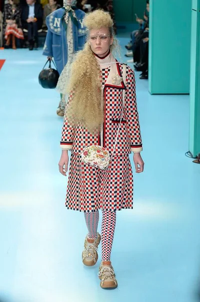Look 40